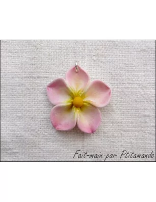 IDEES CREATIVES : Tuto - Réaliser une fleur en pâte polymère, par Ptit Amande