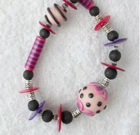 IDEES CREATIVES : Tuto : Réalisez un collier avec de la pâte polymère, par Cernit
