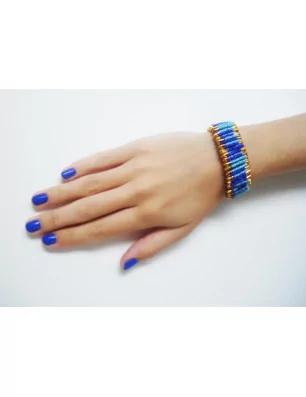 IDEES CREATIVES : Tuto : Réaliser un bracelet avec des épingles à nourrice, par Madiwi