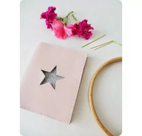 IDEES CREATIVES : Tuto : Réaliser un range-aiguille en cuir, par Tadaam