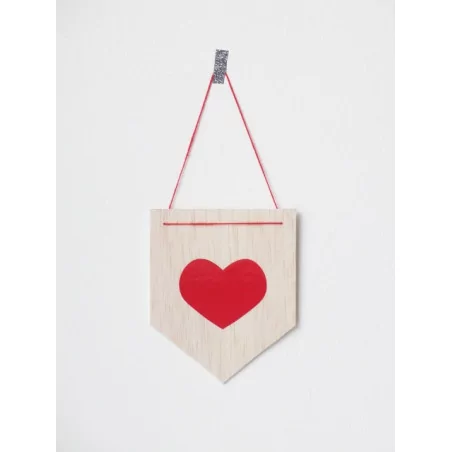 IDEES CREATIVES : Tuto : Réaliser une bannière coeur, par Tadaam