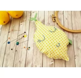 IDEES CREATIVES : Tuto : Réaliser un pique-aiguille citron, par Violette Factory