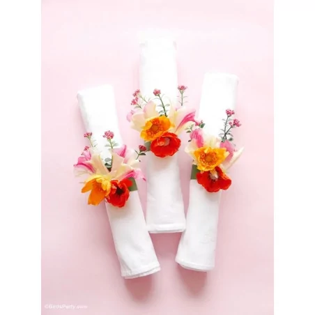 IDEES CREATIVES : Tuto : Réaliser des ronds de serviettes floraux, par Birds Party