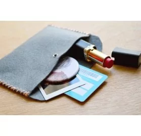 IDEES CREATIVES : Tuto : Réaliser une pochette en feutrine facile, par My Name Is Georges