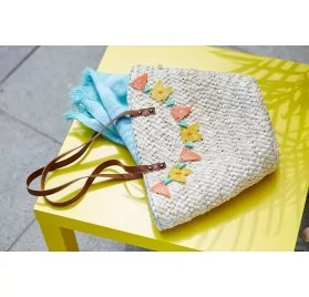 Tuto - Customisation de sacs de vacances - Le sac en osier - Le sac aux petits fanions
