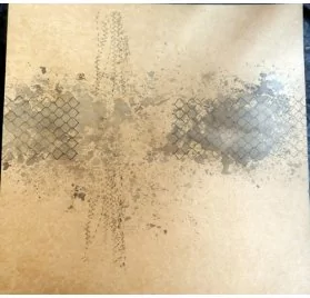 Tuto : Créer une page de scrapbooking avec la collection Fonds Grunge 1 de MISS CREA, par Isabelle Uhissy