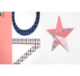 IDEES CREATIVES : Idée créative - Noël Ecossais - La décoration murale - Les étoiles en relief