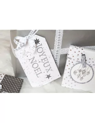 IDEES CREATIVES : Idée créative - Le Noël Perle - La décoration des cadeaux - Le cadeau avec l'étiquette en bois