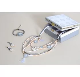 Bijoux et boîtes à offrir - La collection Bohème - La boîte "Oh-la-la"