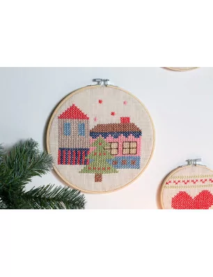 IDEES CREATIVES : Idée créative - Noël Home Sweet Home - Broderies murales - Les 3 broderies