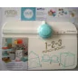 1 2 3 Punch Board 'We R Memory Keepers' Créer vos propres enveloppes, boîtes et noeuds 1 2 3 Punch Board 'We R Memory Keepers' Créer vos propres enveloppes, boîtes et noeuds
