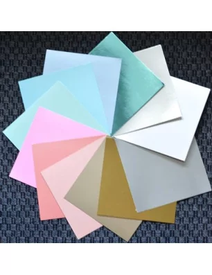 PAPIERS SCRAPBOOKING : Assortiment de 24 papiers unis 15x15 'Memorybox' Métallisés Pastels