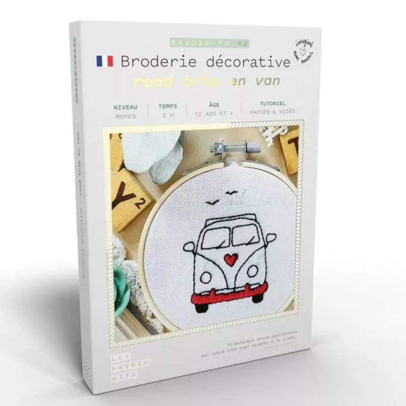 ART DU FIL : Kit Cadeau à créer 'Les French Kits' Broderie Road trip en van ART DU FIL : Kit Cadeau à créer 'Les French Kits' Broderie Road trip en van